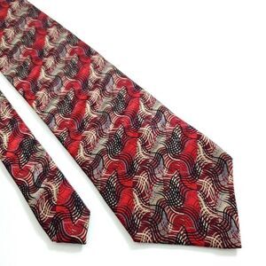 Crazy Horse Claiborne Stain Resistant Print Red Tan Abstract Short Wide Silk Tie